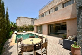 Élégante maison avec piscine privée